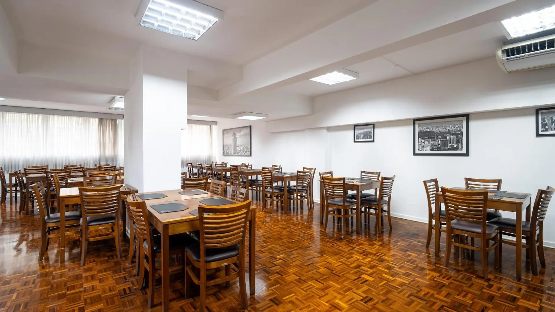 ***  155 Hotel São Paulo Brazília