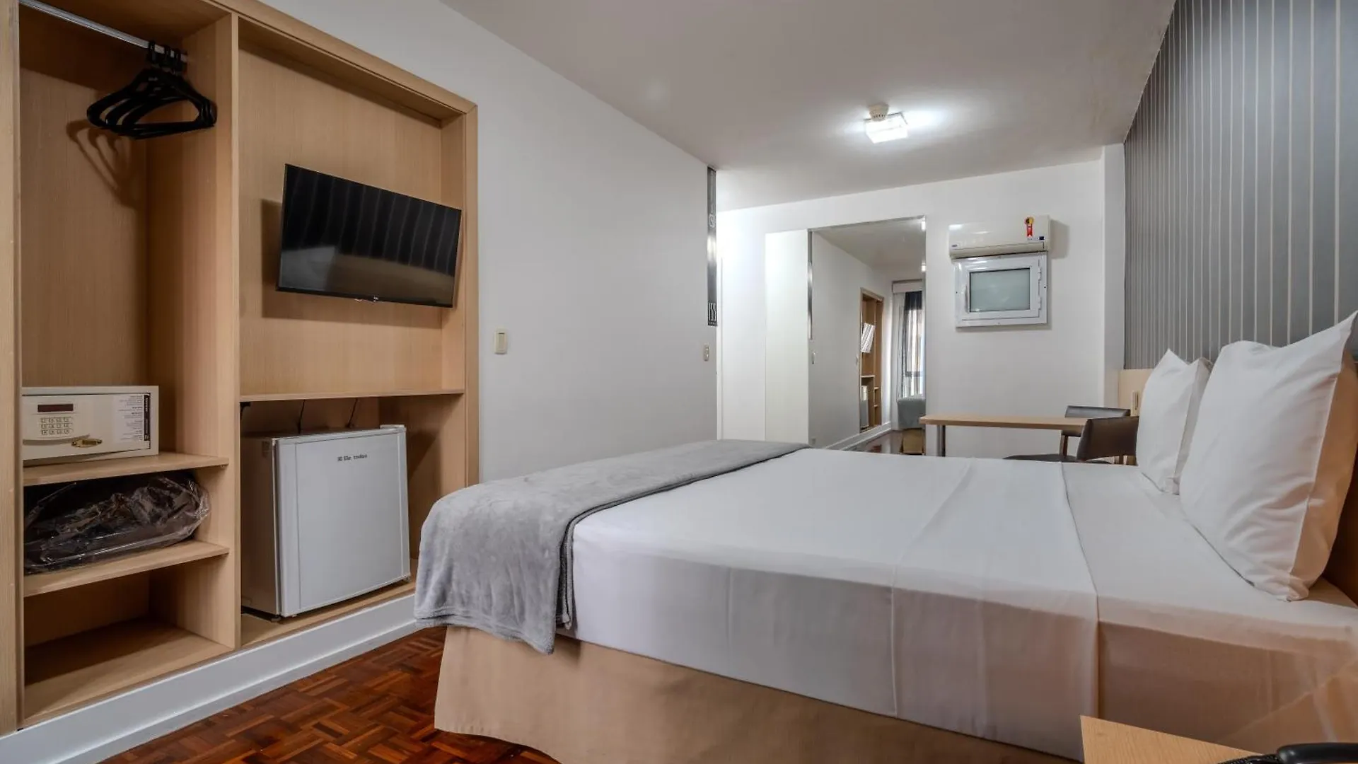 ***  155 Hotel São Paulo Brazília